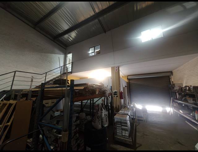 178M² FACTORY FOR SALE IN CITY DEEP